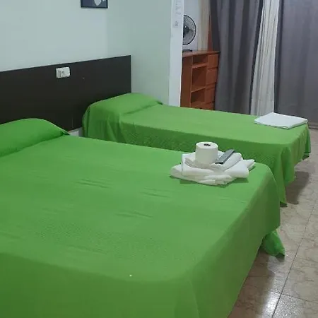 Sol Celeste בית הארחה *